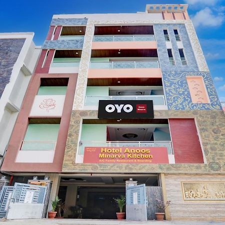 Hotel O Anoos Minarva Haiderabad Buitenkant foto